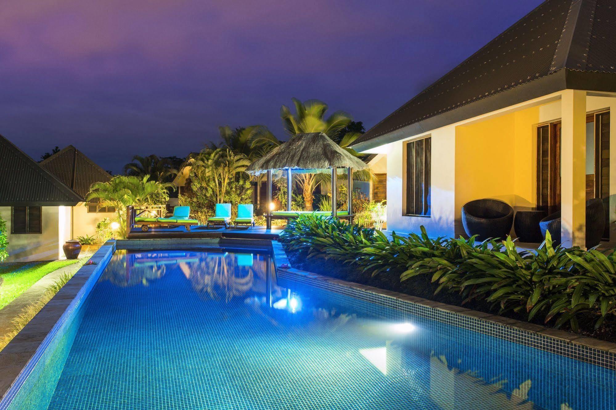 Mangoes Resort (Adults Only) Port-Vila Extérieur photo